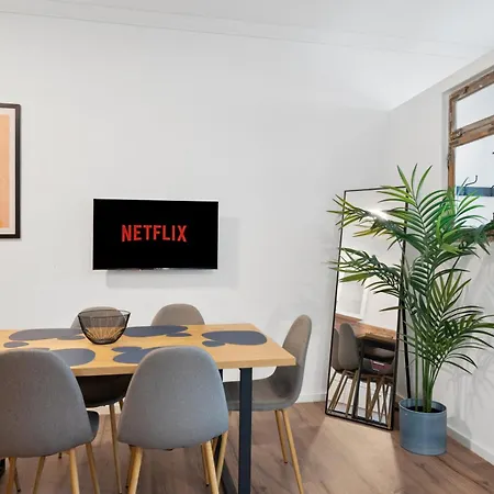 Backhome - Xl - Parkhaus - Fantastische Schlosslage - Smarttv - Waschmaschine - Netflix - 90qm - 24h Checkin- 6 Ludwigsburg